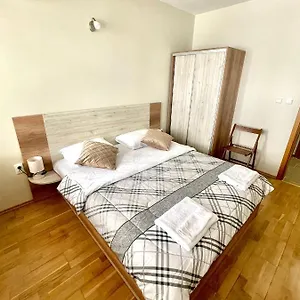 Apartment Sunny, Warna